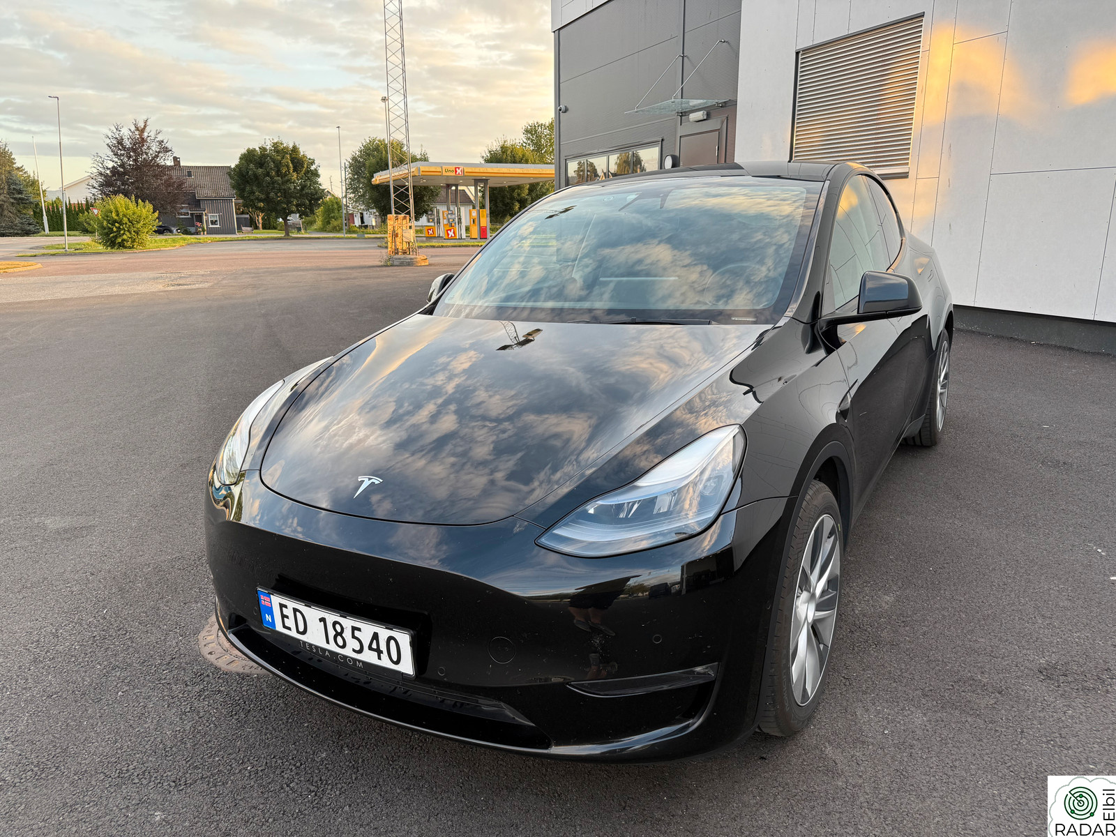 TESLA Model Y Long Range AWD