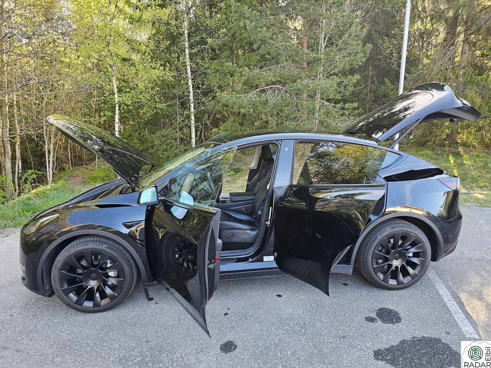 TESLA Model Y Long Range AWD