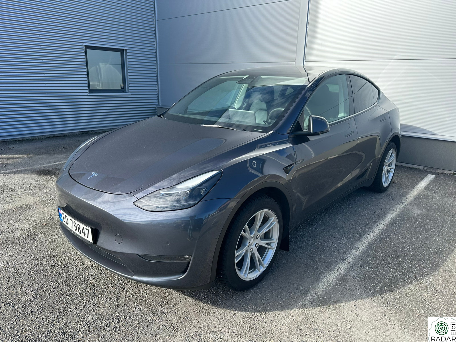 TESLA Model Y Long Range AWD
