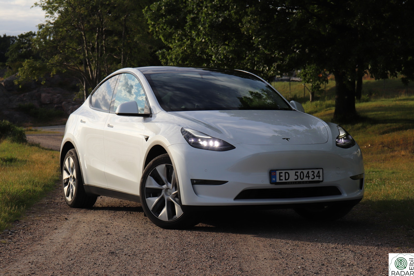 TESLA Model Y Long Range AWD, EAP