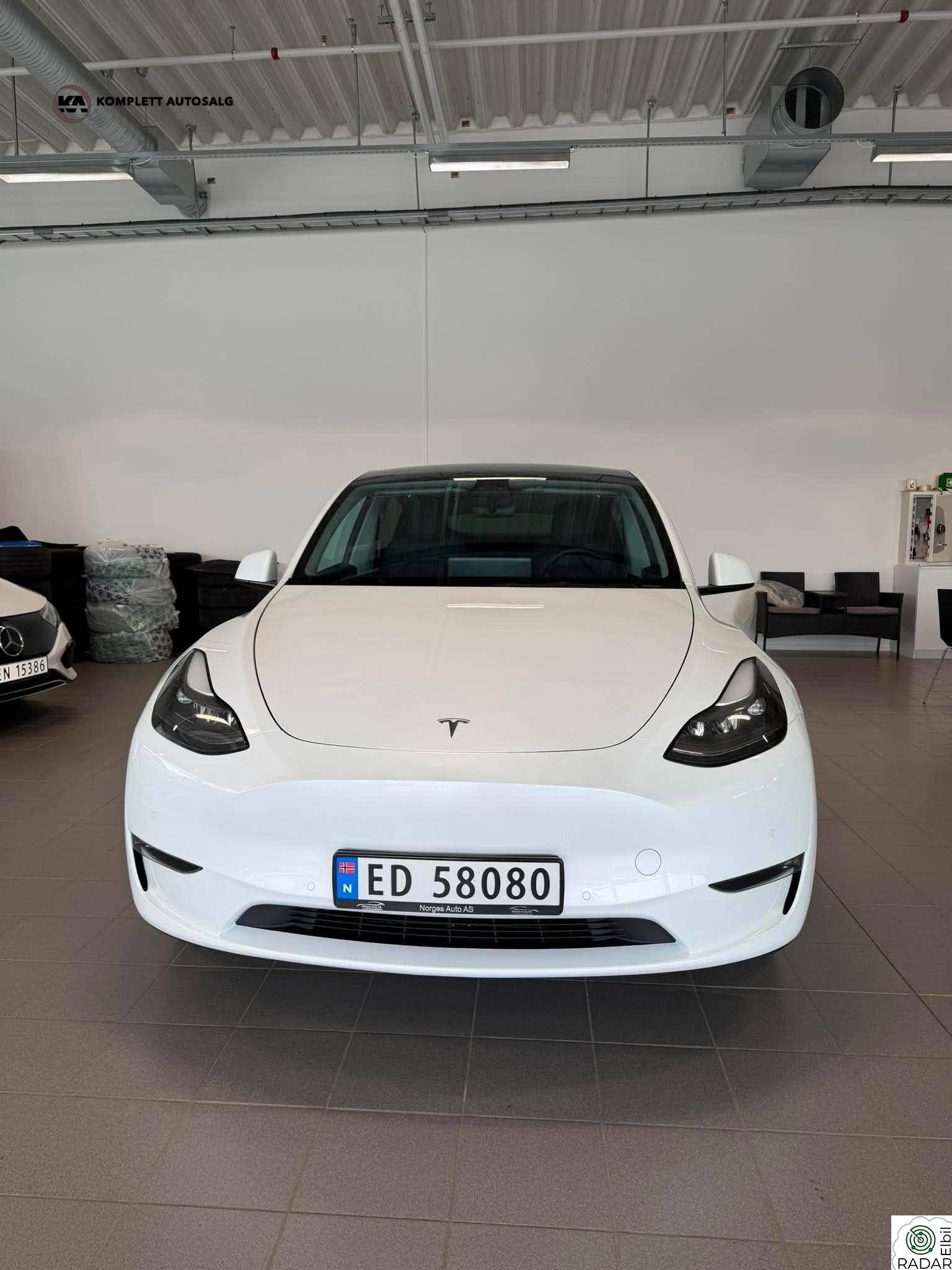 TESLA Model Y Tesla Model Y - AWD - Long Range