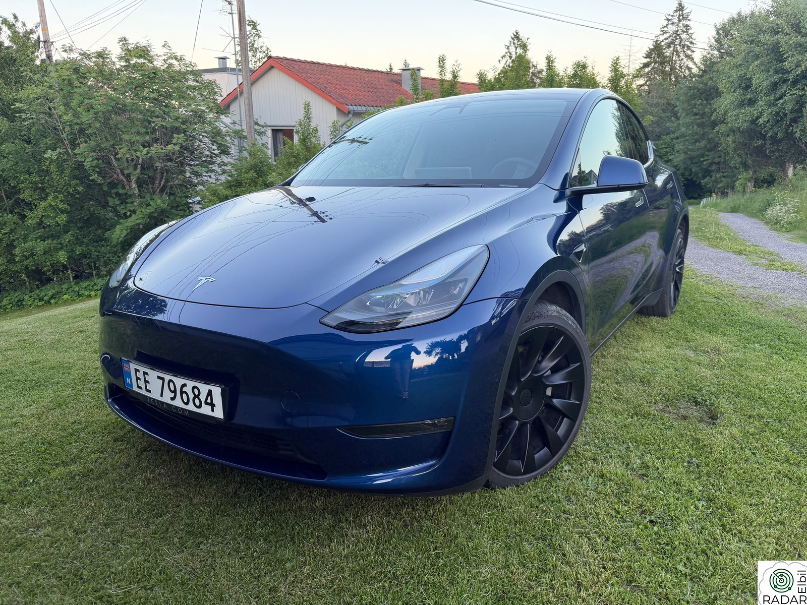 TESLA Model Y LR AWD / Lang Garanti / 20" / Hengerfeste
