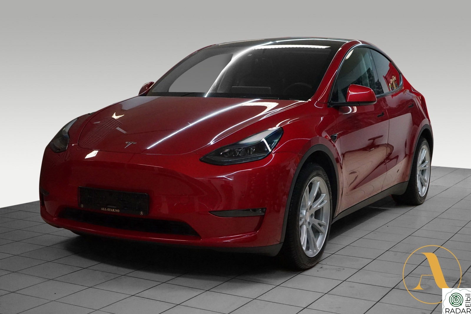 TESLA Model Y LONG RANGE AWD PREMIUM/PANORAMA/AUTOPILOT/H.FESTE/NORSK