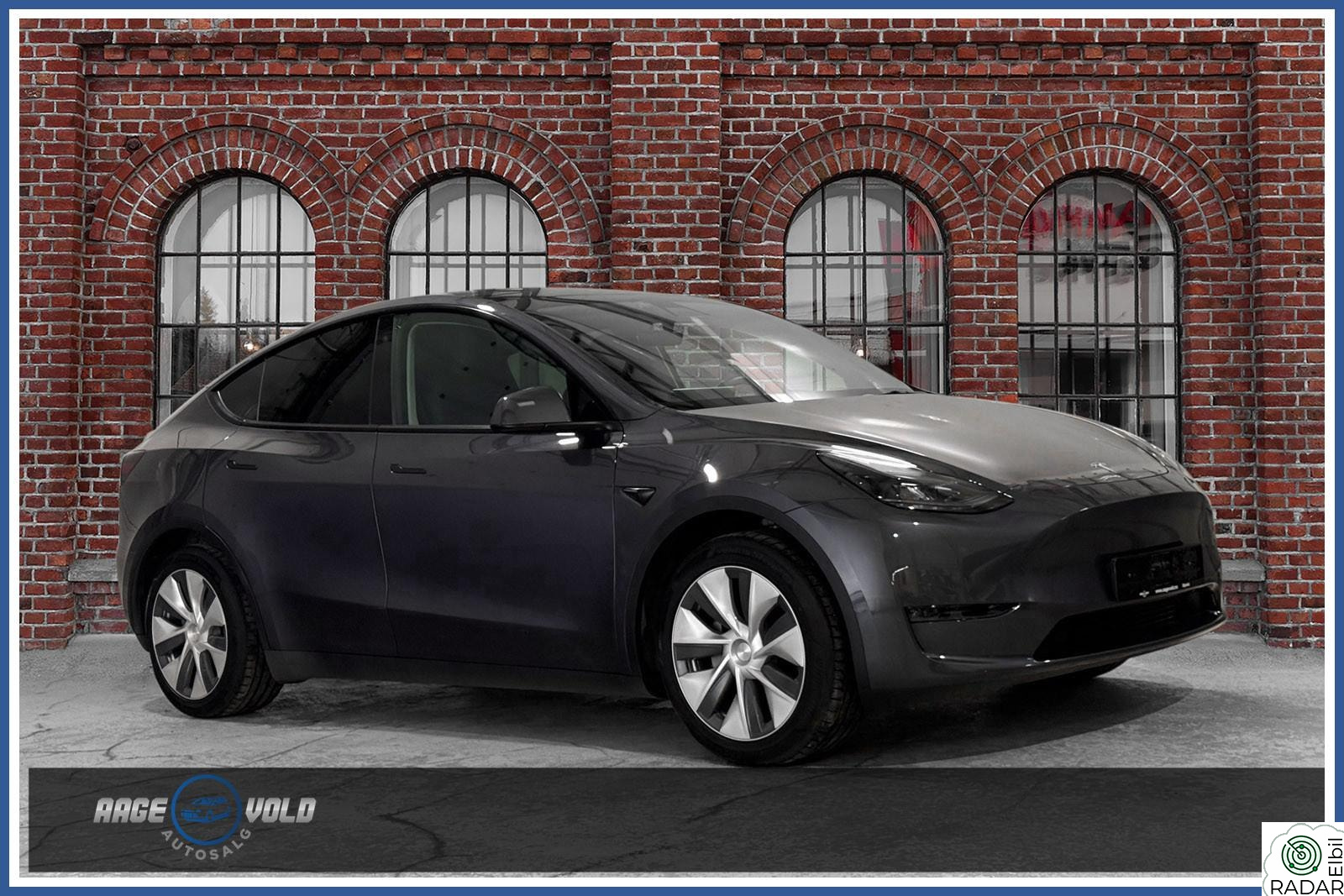 TESLA Model Y LongRange - AWD - Autopilot - Hengerfeste - 533 km -