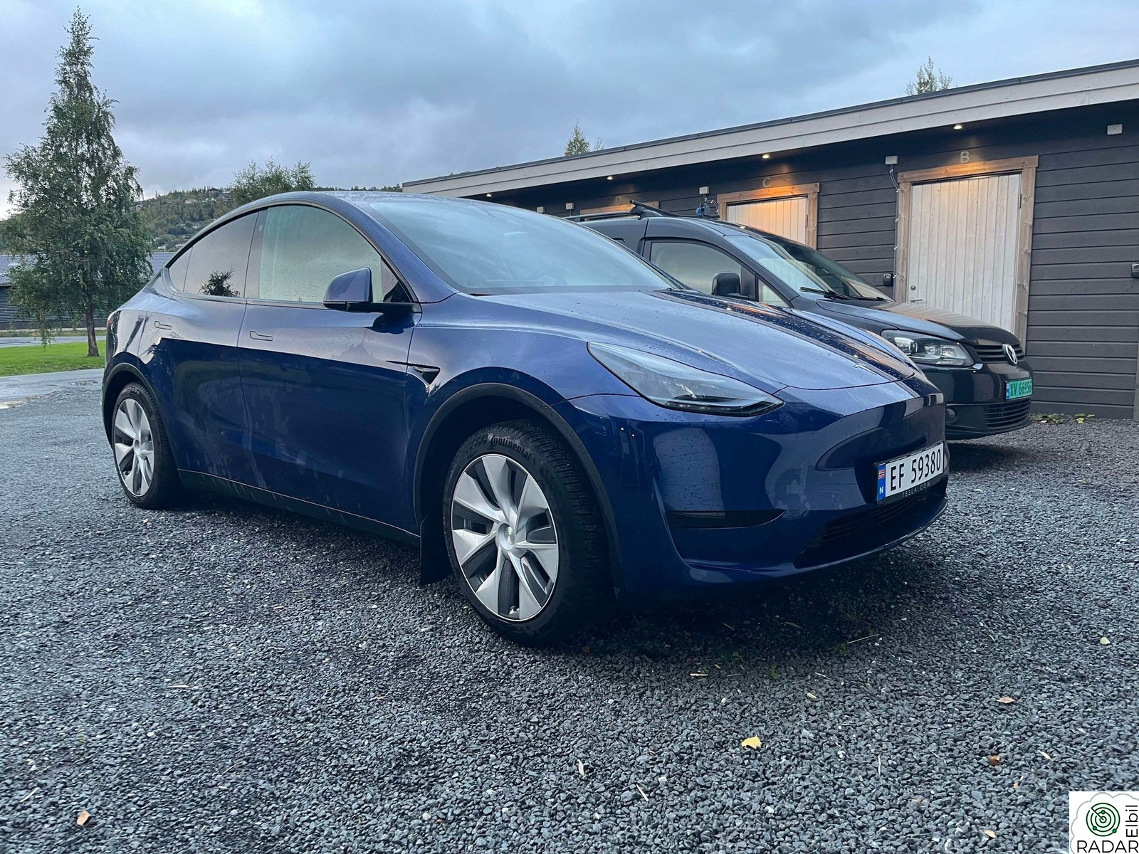 TESLA Model Y Standard Range RWD