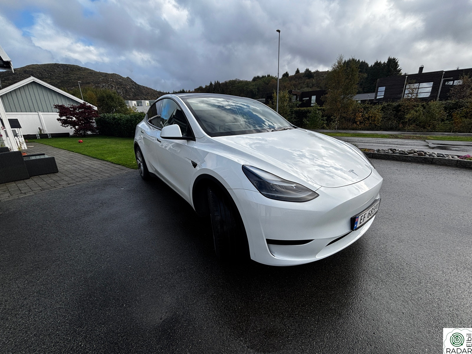 TESLA Model Y Standard Range RWD