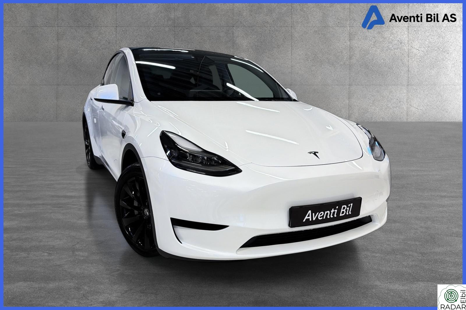 TESLA Model Y 455km(WLTP)/SR/Krok/Ryzen/Navi/R.kam/Pano/AP/V.pumpe