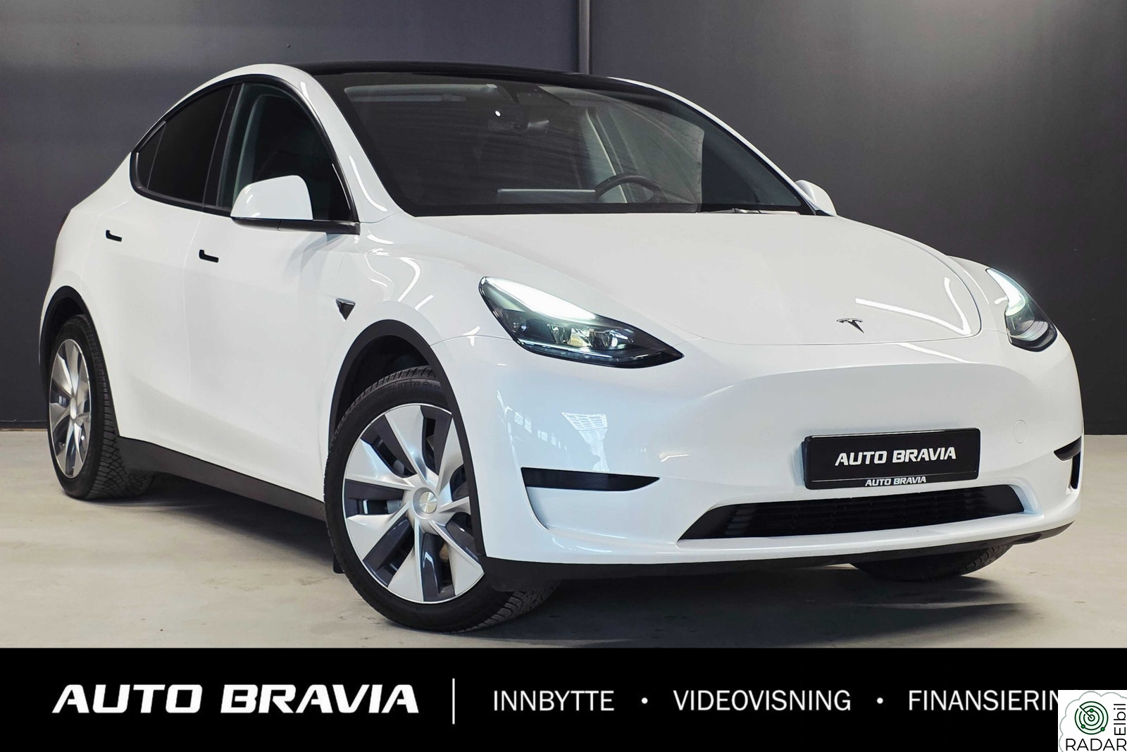TESLA Model Y SR/455KM/PREMIUM/KROK/AMD/V.PUMPE/AUTOPILOT/INNBYTTE+