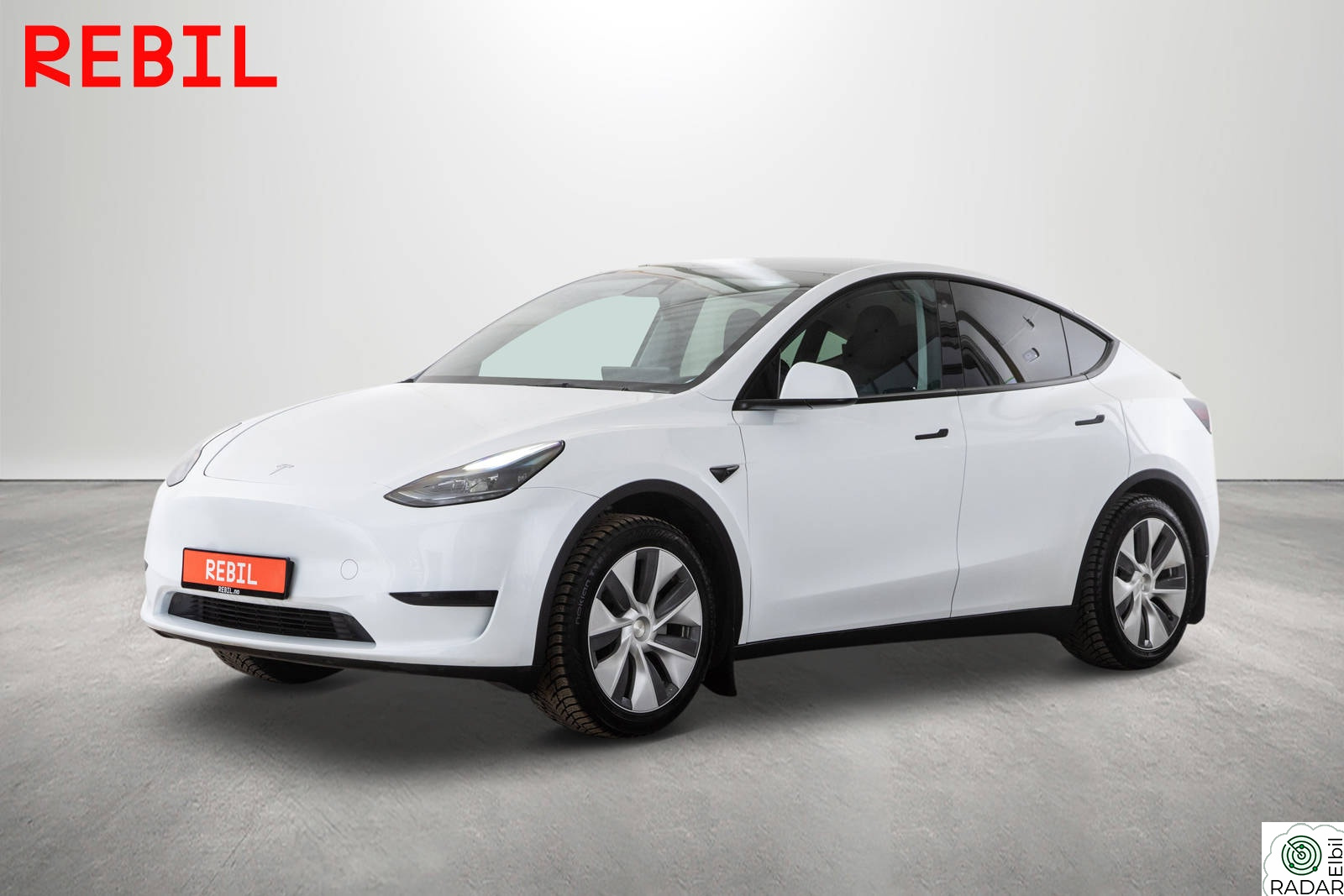 TESLA Model Y 455Km/SR/RWD/Krok/Pano/Skinn/Navi/R.Kam/Ryzen/S+V