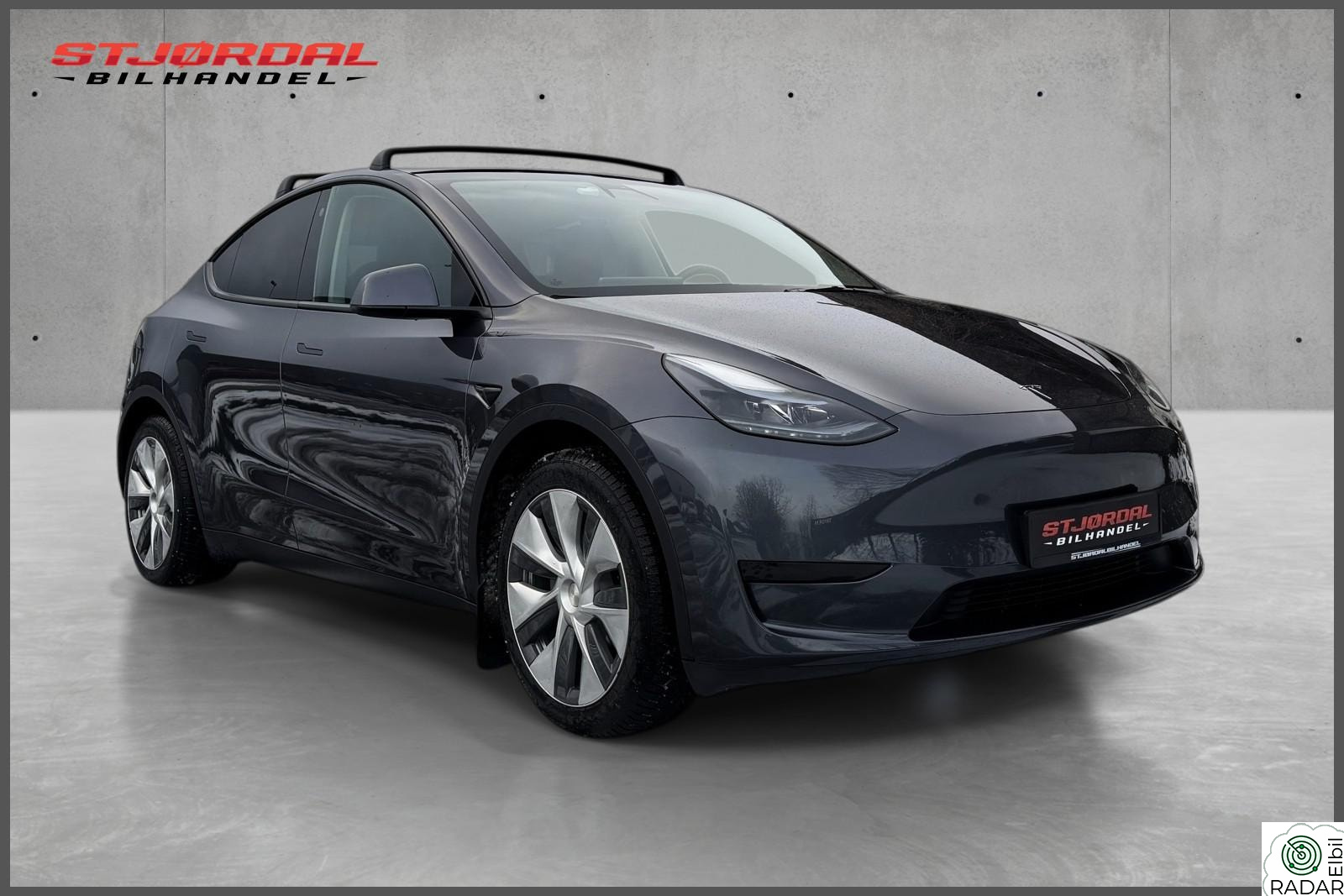 TESLA Model Y // Garanti // Tilhengerfeste