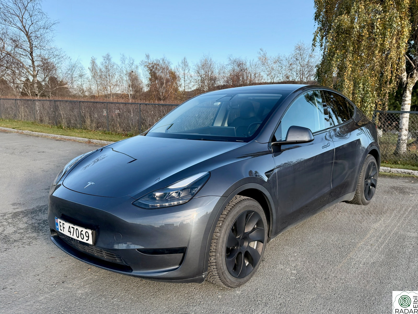 TESLA Model Y Standard Range RWD