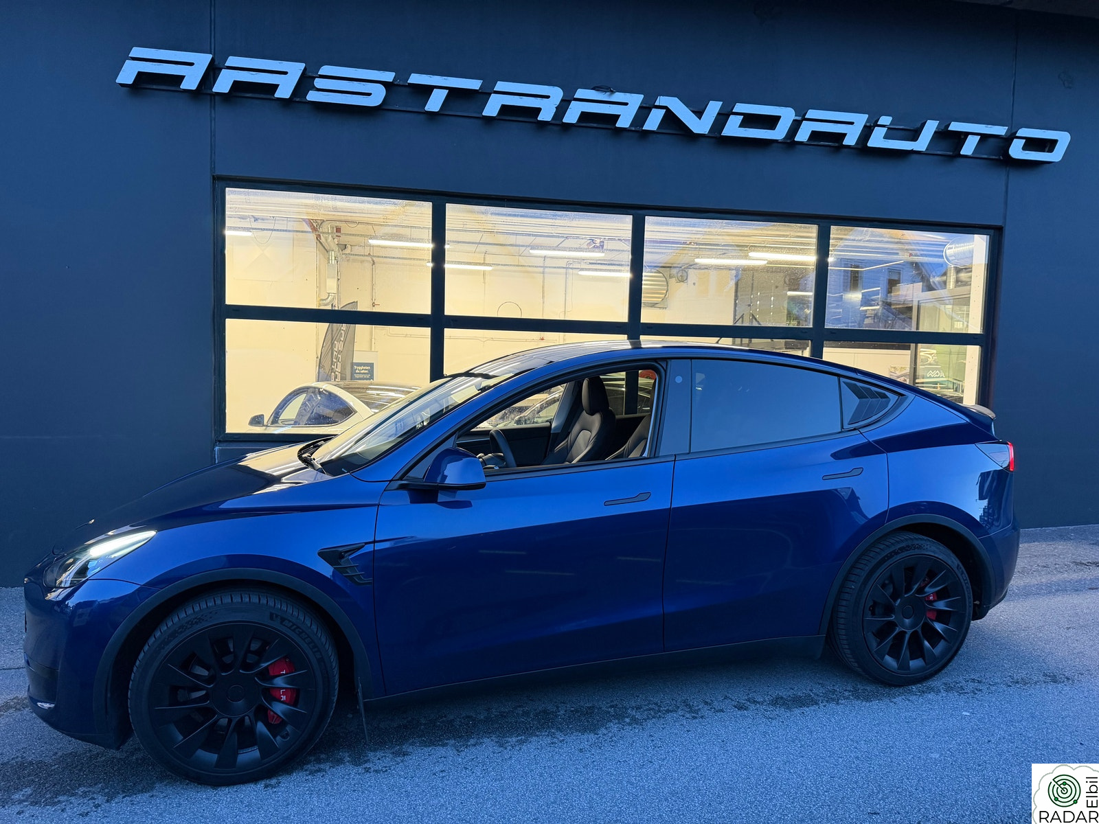 TESLA Model Y PREMIUM|RYZEN|KROK|360CAM|SKINN|PANO|PÅKOSTET
