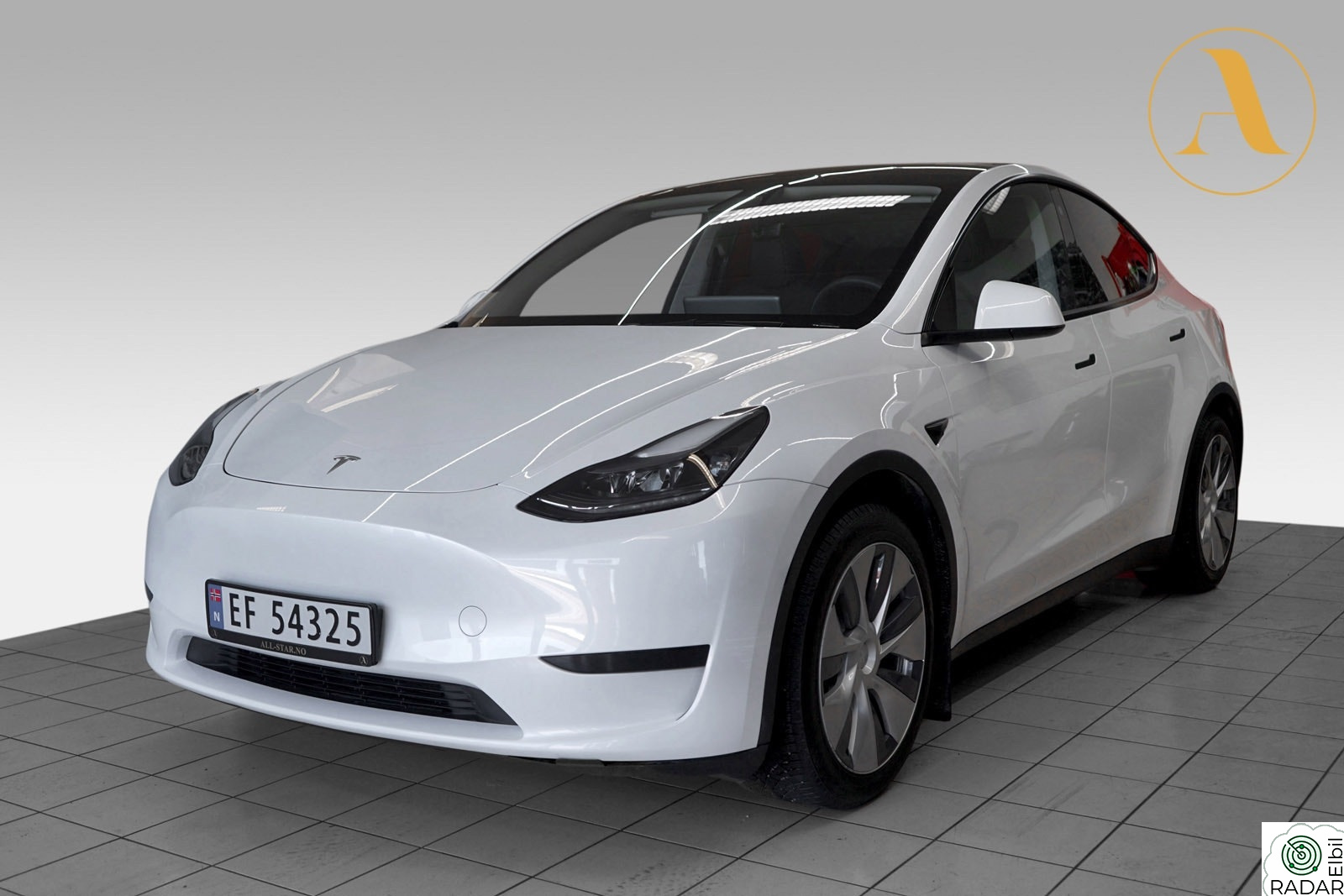 TESLA Model Y SR+ 455KM M/AUTOPILOT/SKINN/PANORAMA/H.FESTE/V.PUMPE