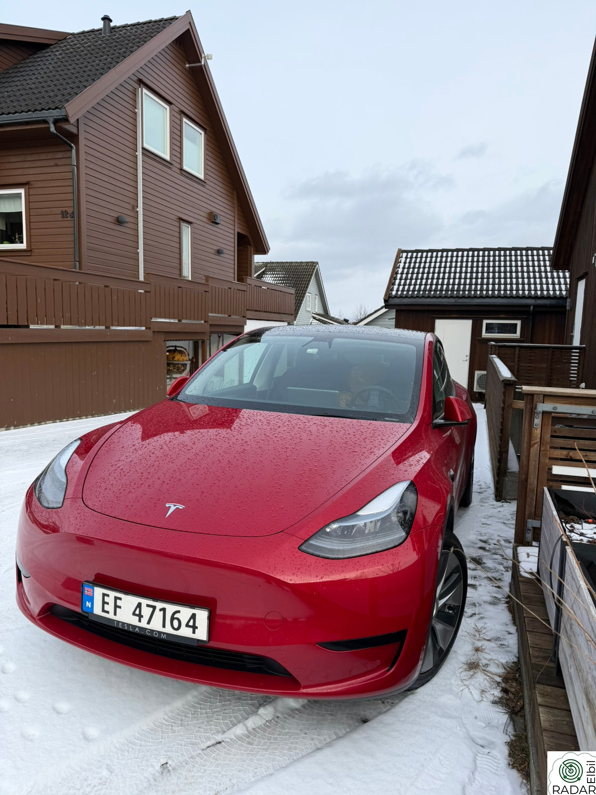 TESLA Model Y Standard Range RWD