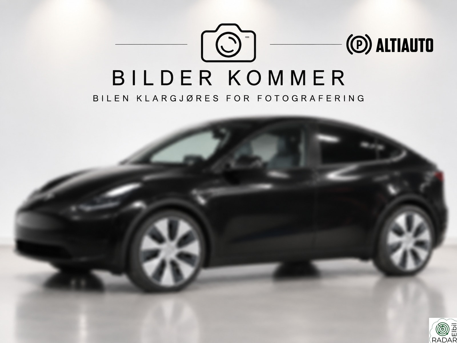 TESLA Model Y SR AUTOPILOT 1 EIER/ H.FESTE/ PREMIUM/ PANO/ S+V HJUL