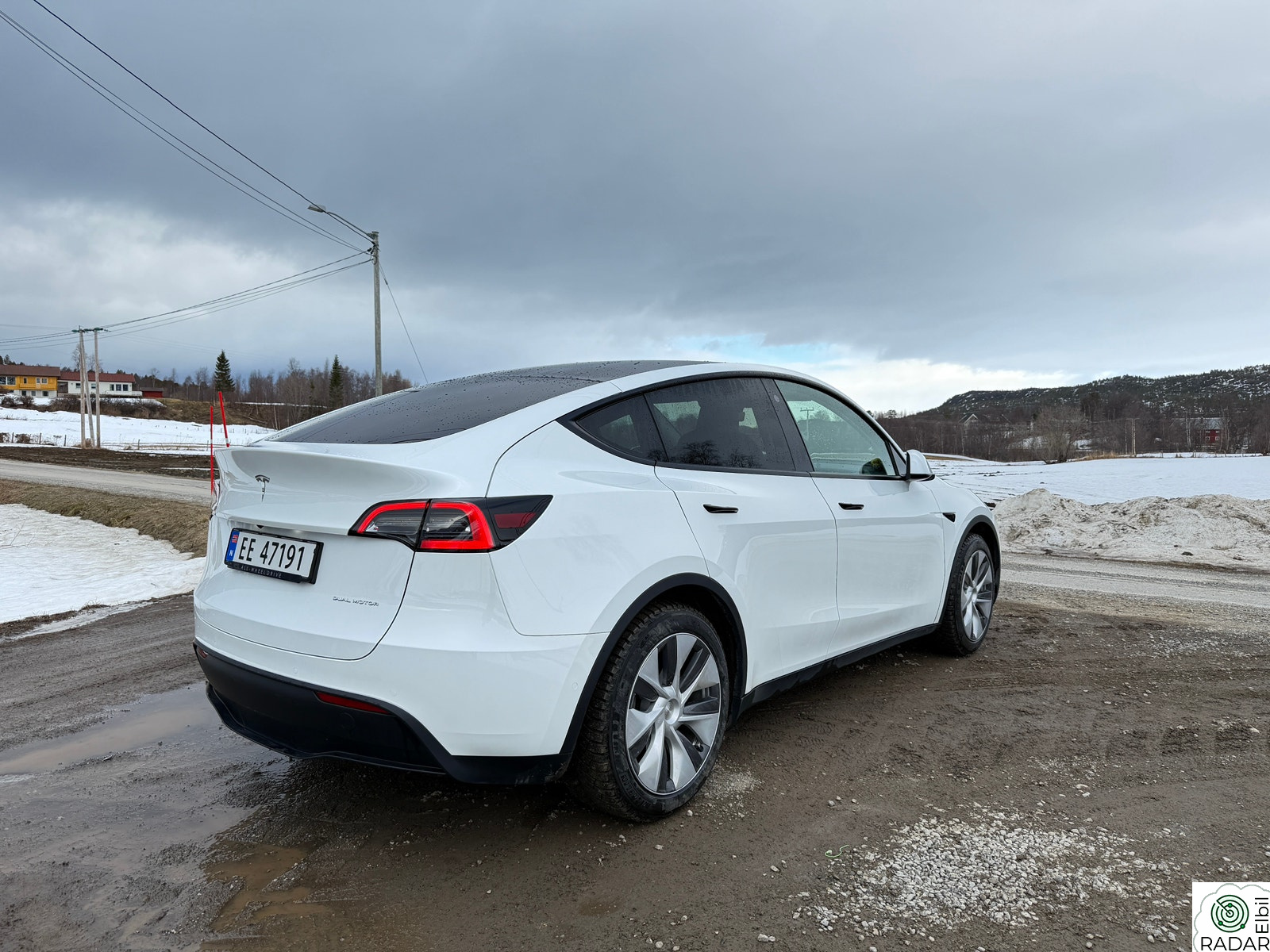 TESLA Model Y Long Range AWD