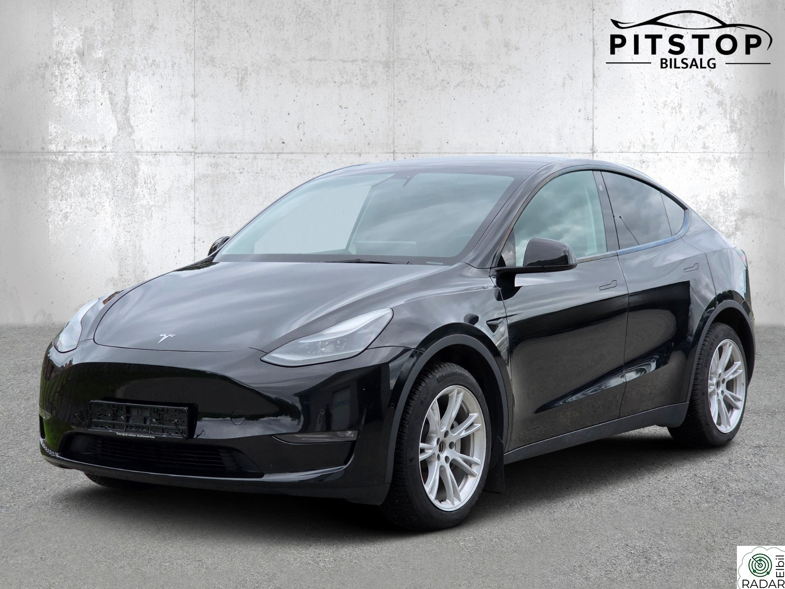 TESLA Model Y LR AWD FSD HW3 , AMD Ryzen, Premium V.pumpe Euok 28