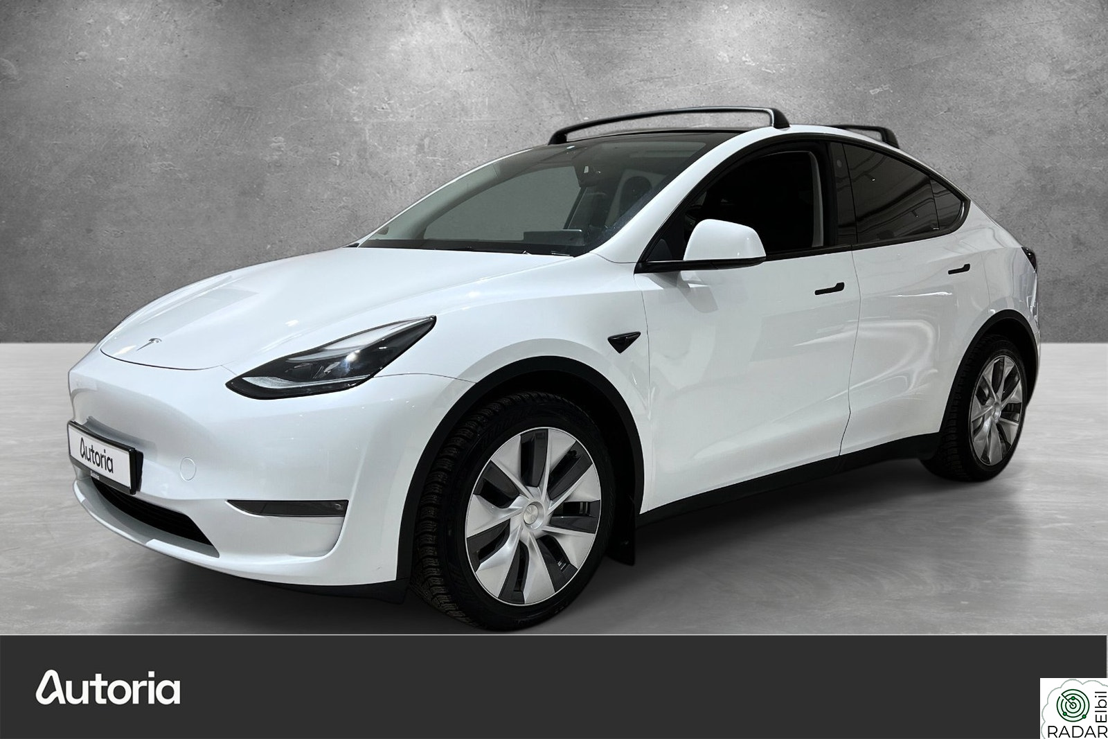 TESLA Model Y Long Range AWD/skinn/ledlys/el.bakluke/el.seter++