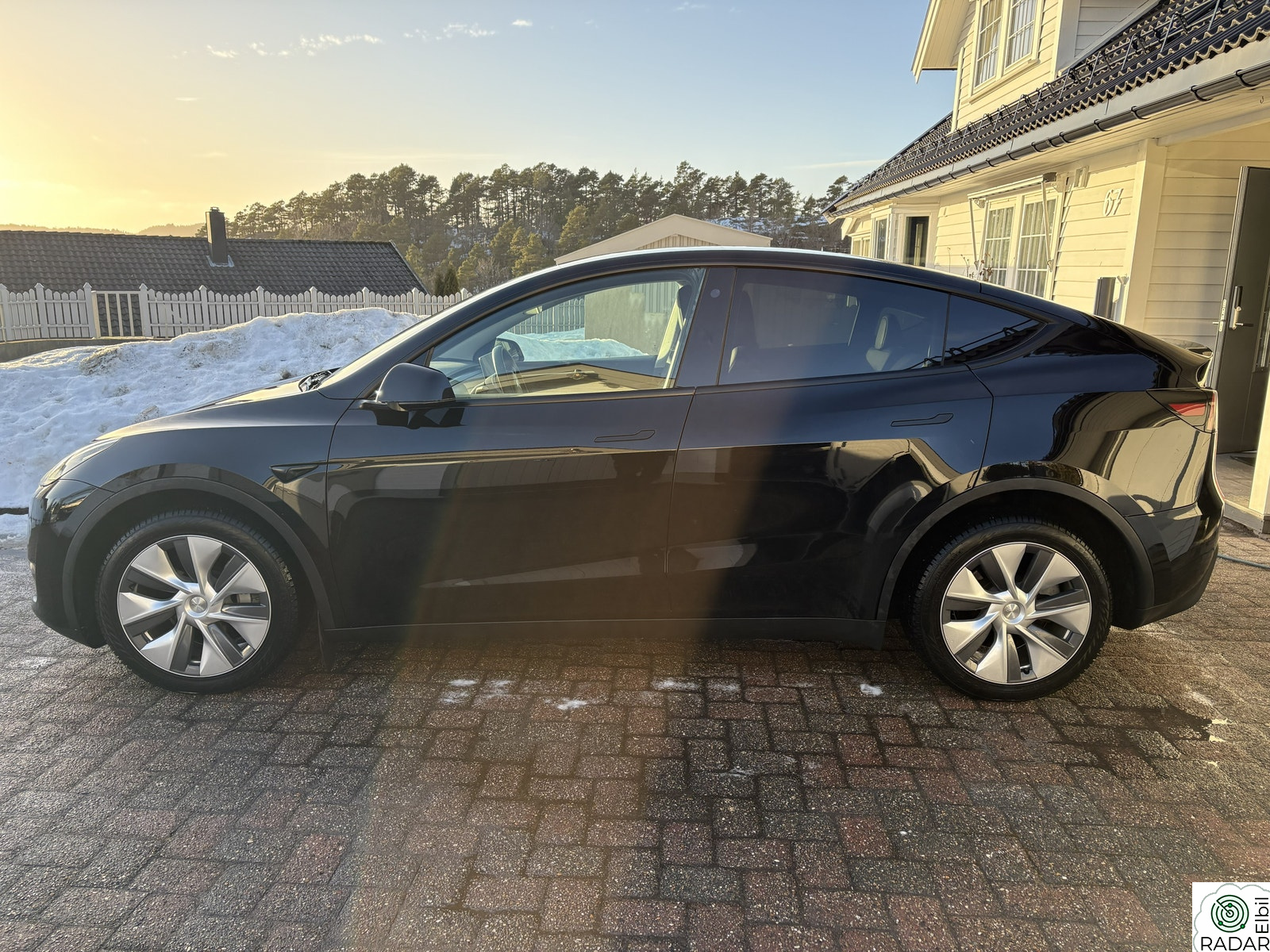 TESLA Model Y Long Range AWD