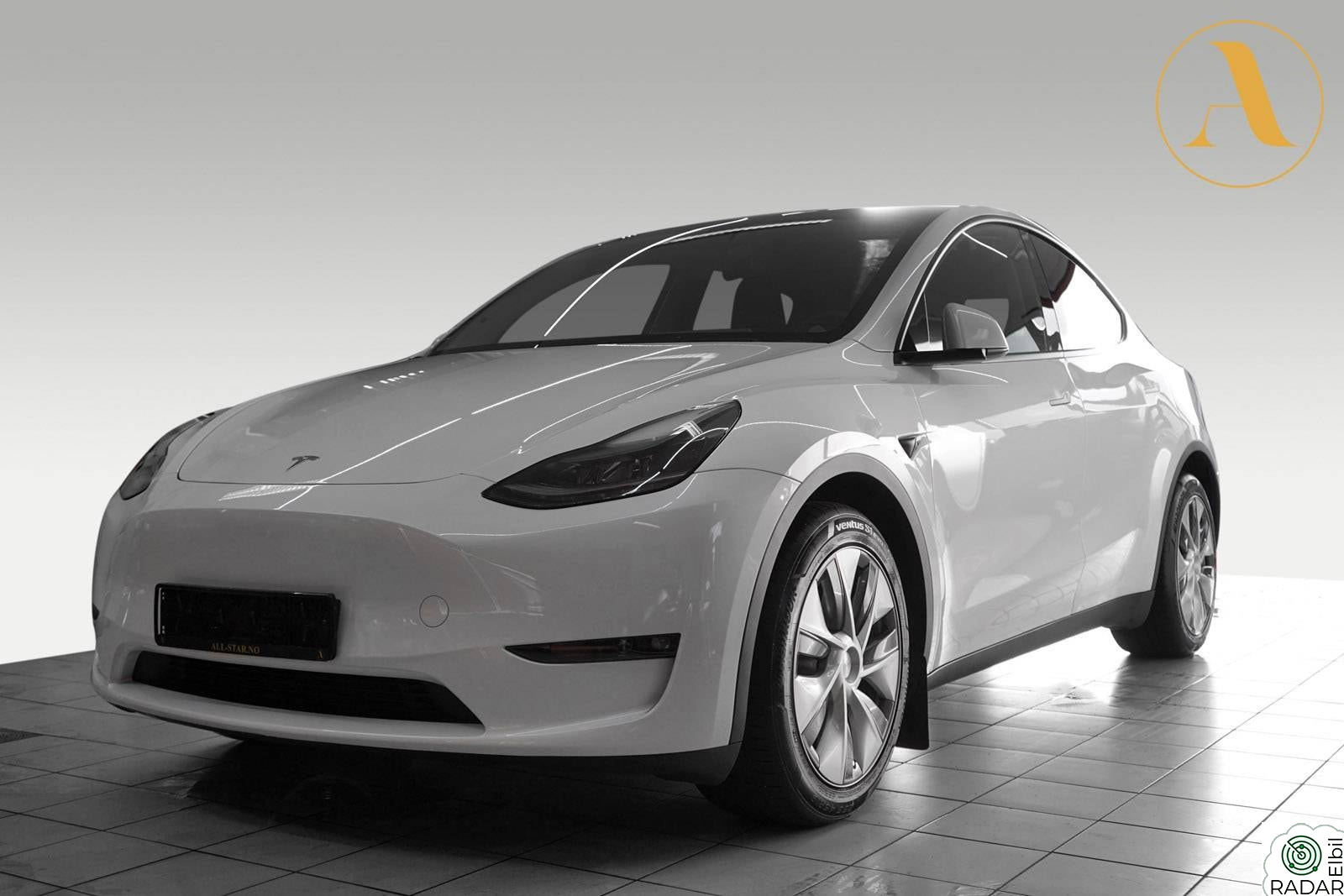 TESLA Model Y LONG RANGE AWD PREMIUM/PANORAMA/AUTOPILOT/H.FESTE/NORSK