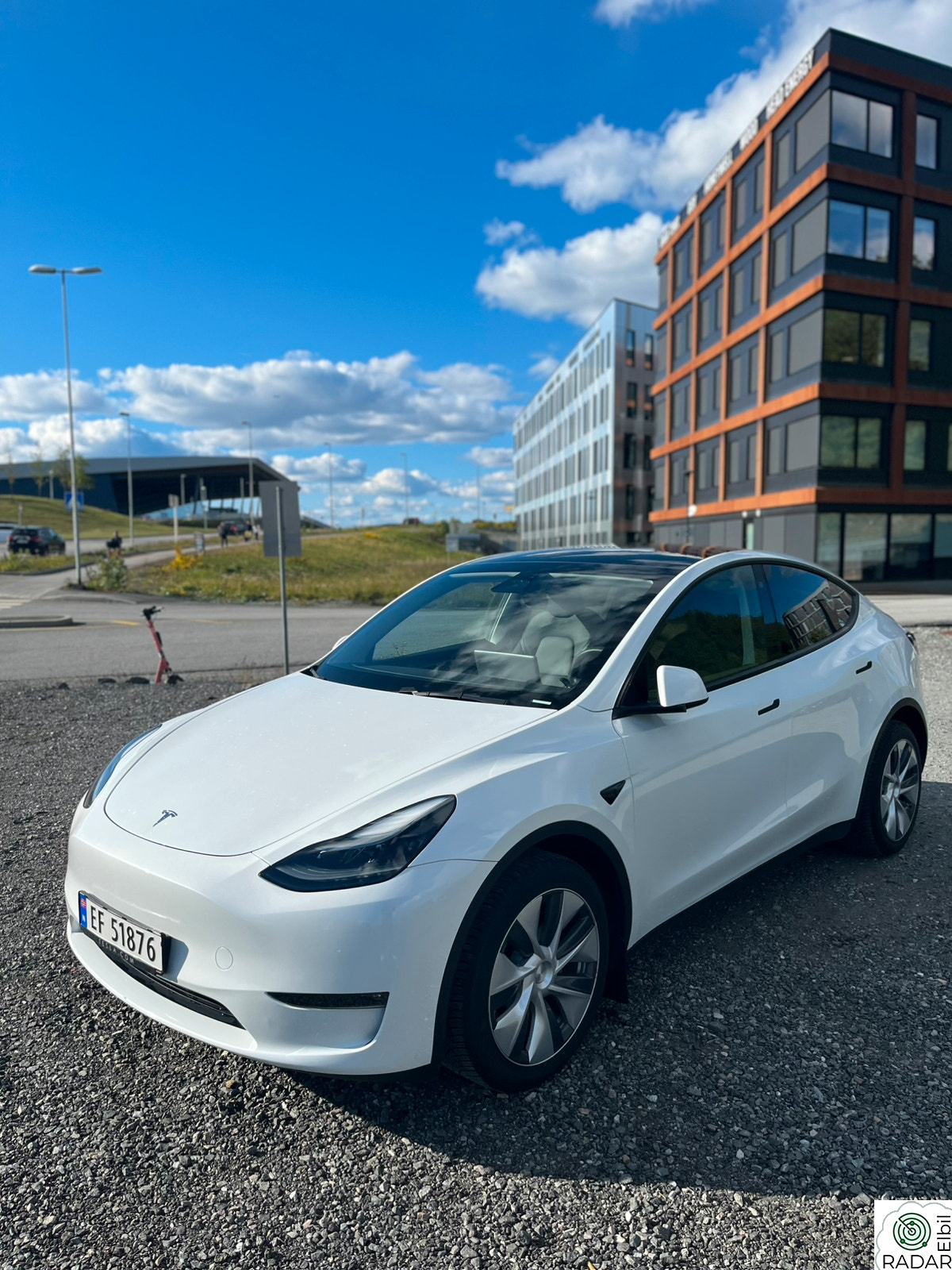 TESLA Model Y Long Range AWD