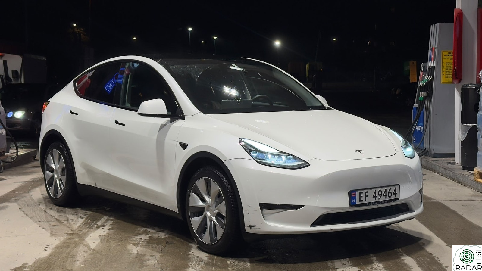 TESLA Model Y Long Range AWD*SKINN*SE KM*LED*ACC*SJEKK DENNE