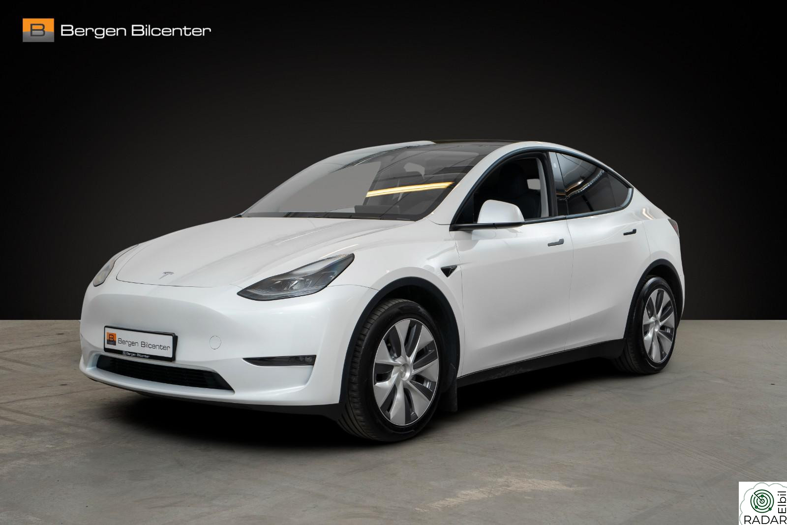 TESLA Model Y Long Range Autopilot Premium-Lyd S+V hjul Hengerfeste