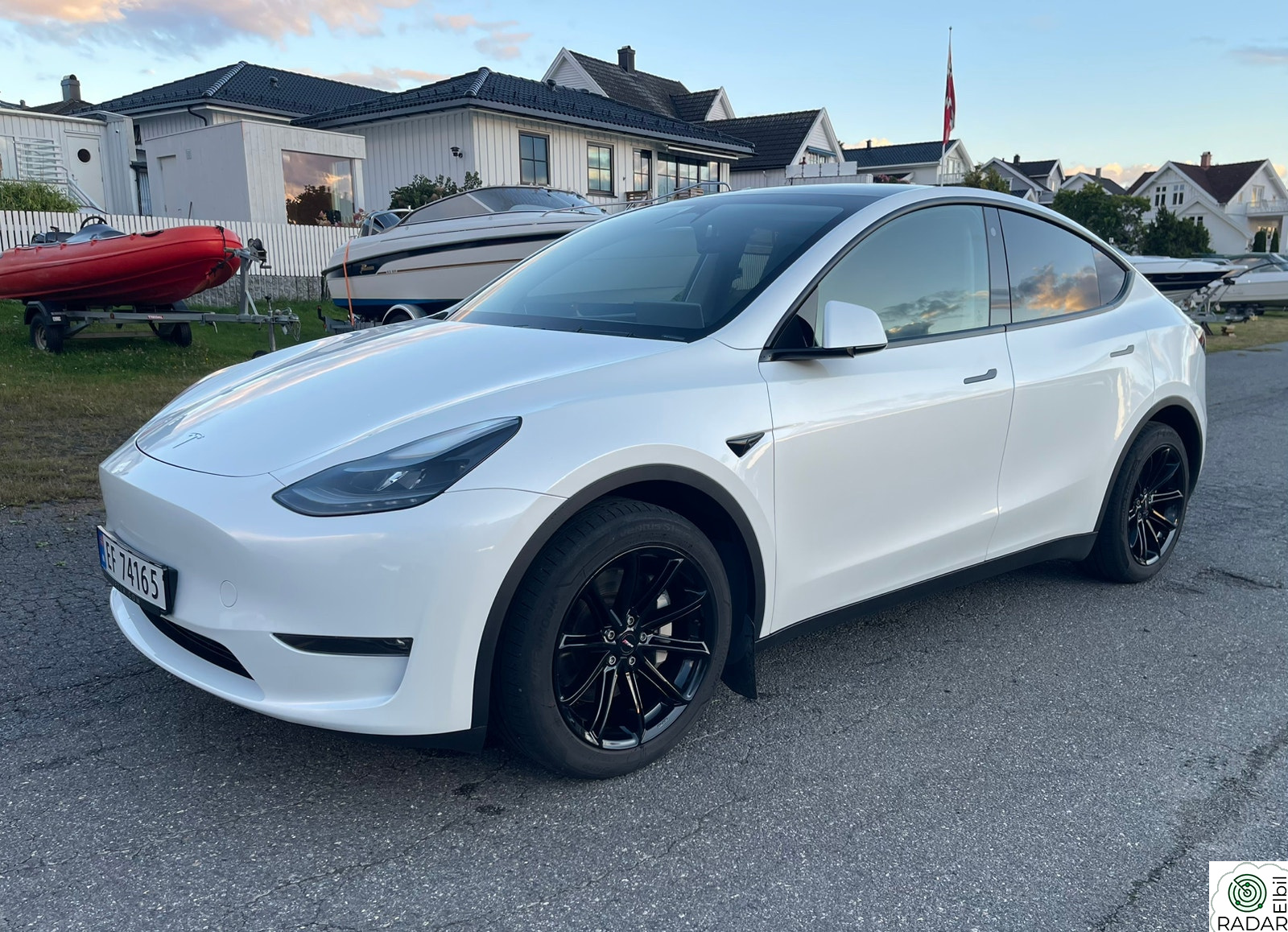 TESLA Model Y LONG RANGE / AWD / LAKKFORSEGLING / H.FESTE