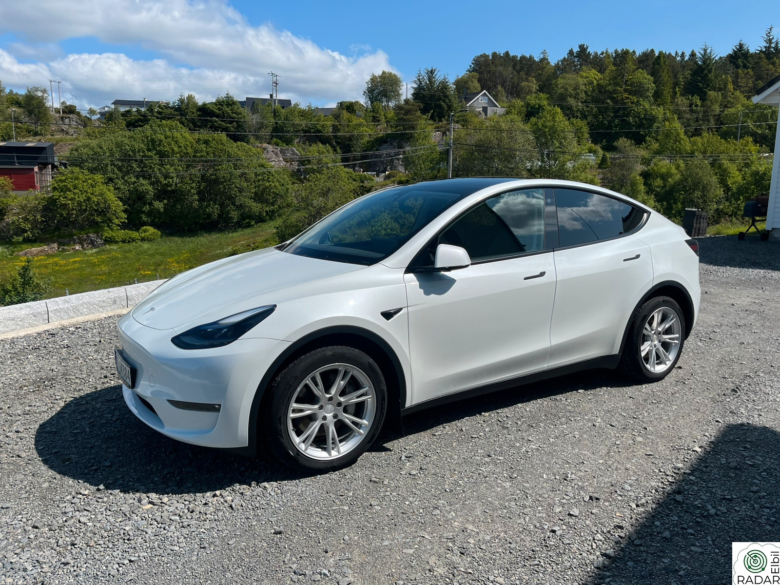 TESLA Model Y Long Range AWD