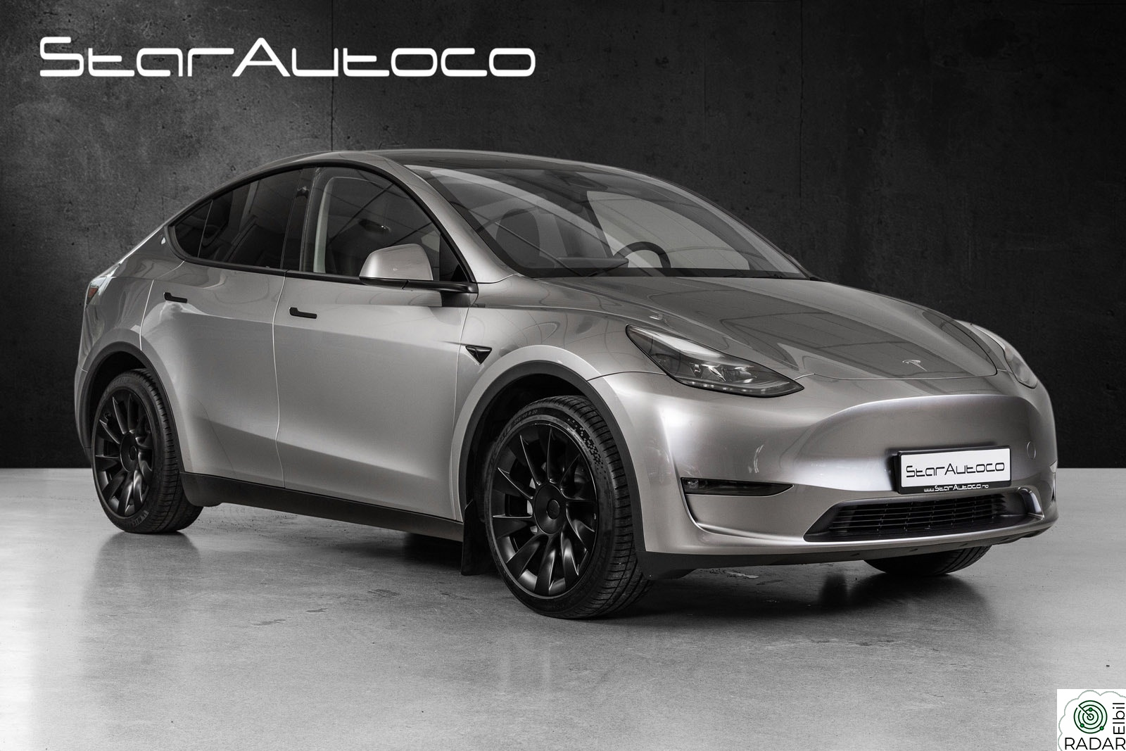 TESLA Model Y Long Range AWD/20"/Premium/Krok/Pano/Oppv.ratt/Berlin++