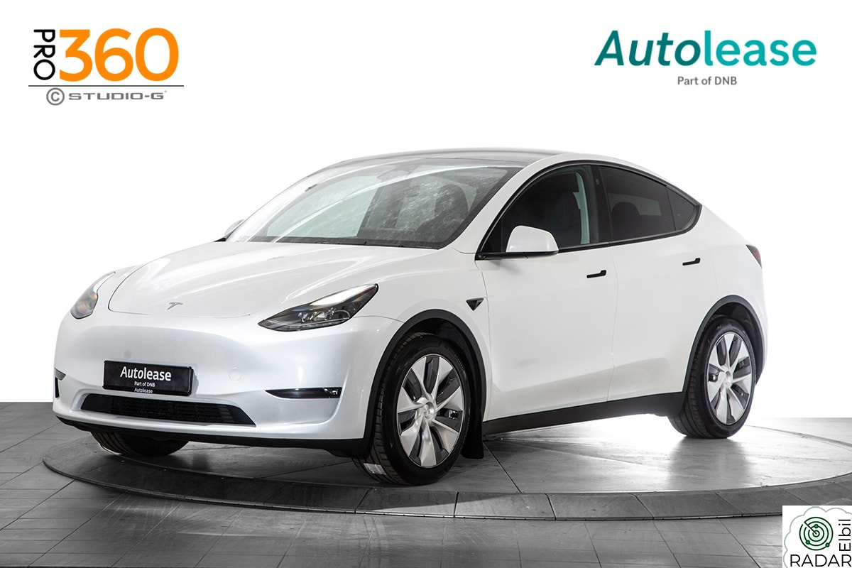 TESLA Model Y Long Range AWD AUT, AP Hengerfeste Glasstak+++,