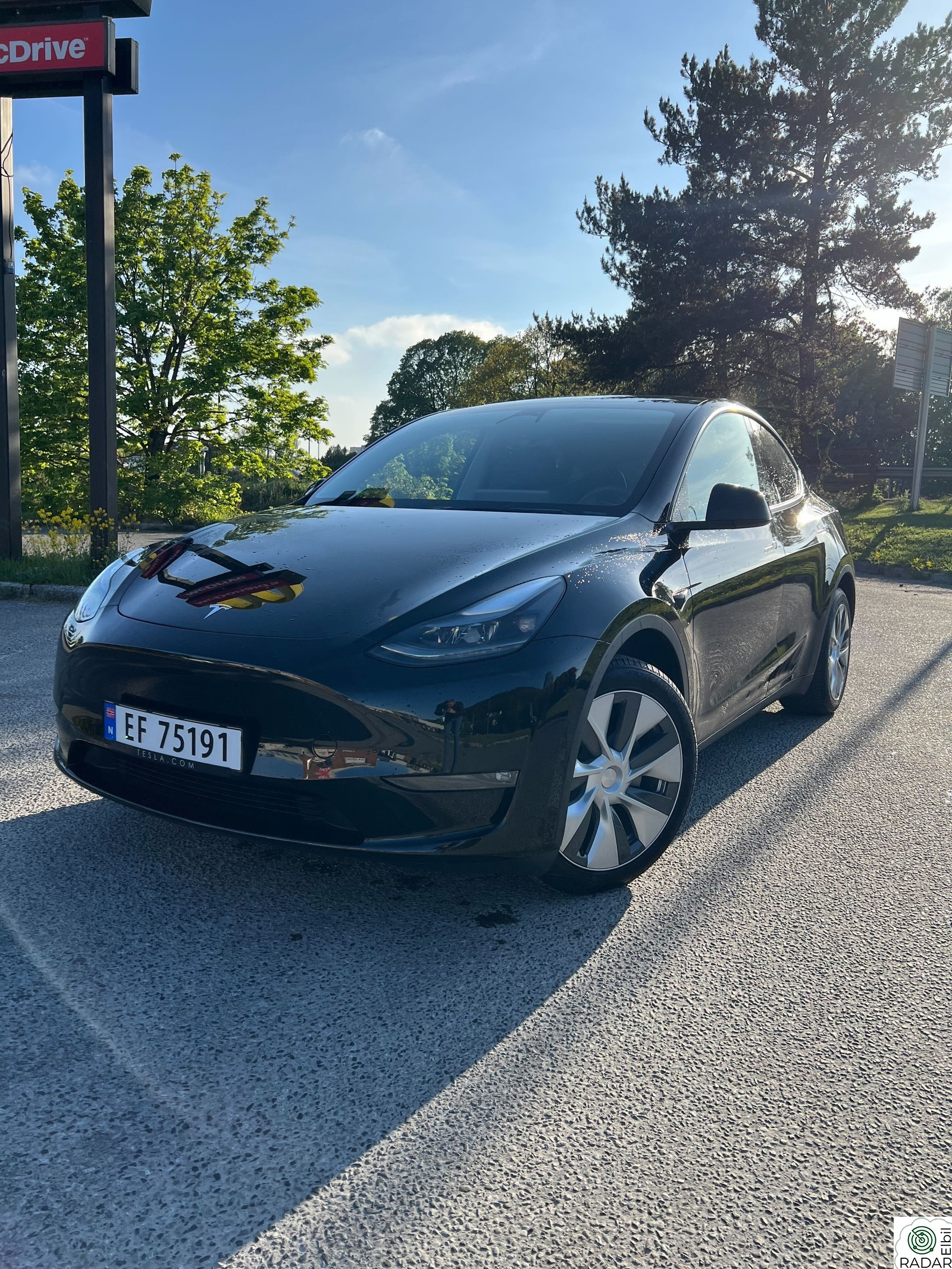 TESLA Model Y Long Range AWD