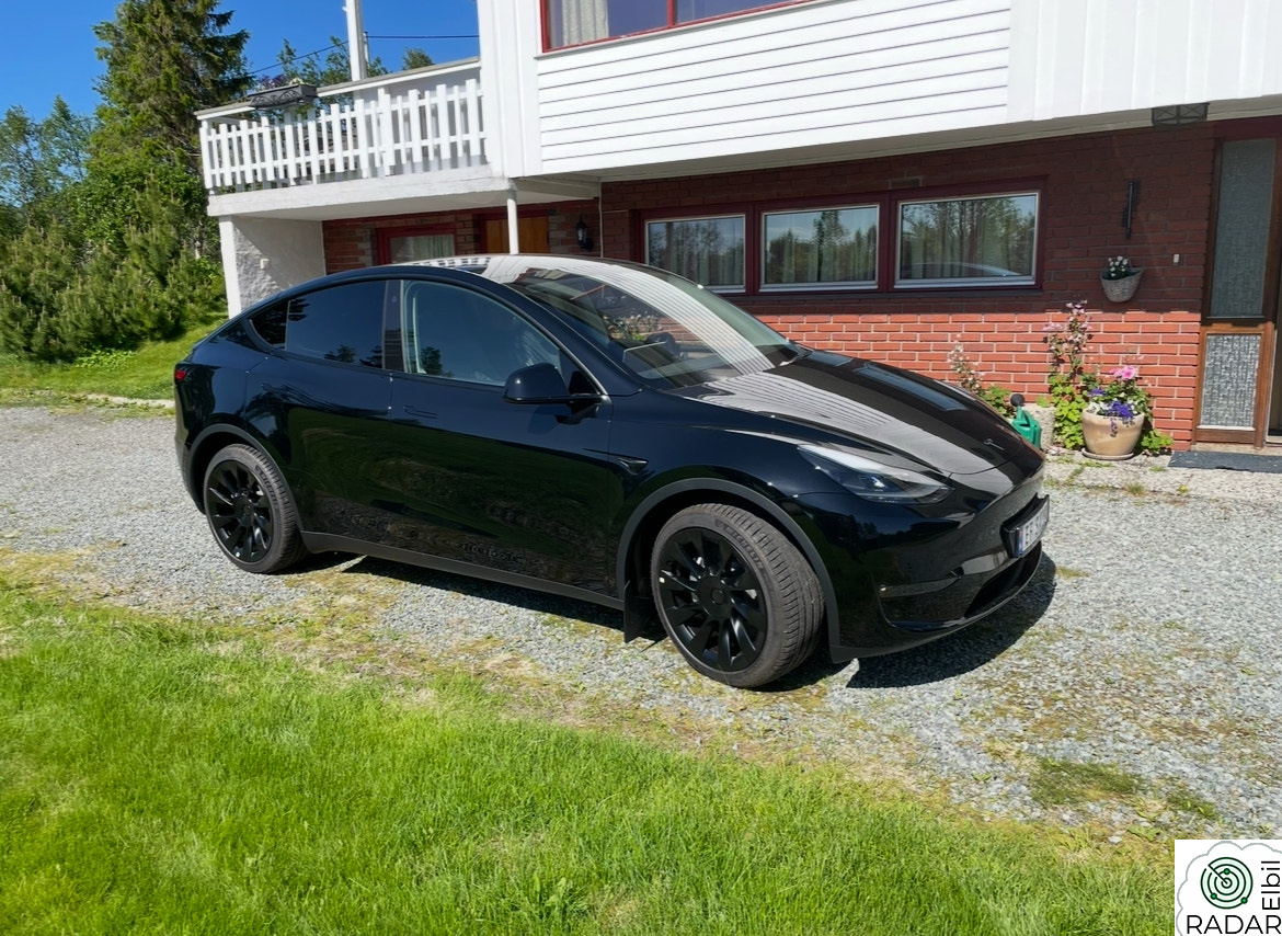 TESLA Model Y Long Range AWD
