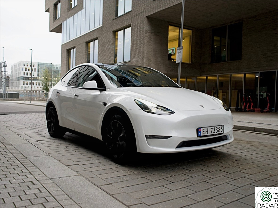 TESLA Model Y Long Range AWD
