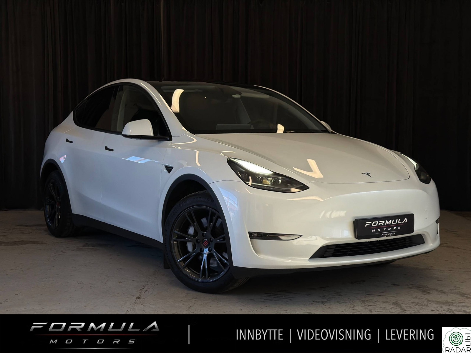 TESLA Model Y LONG RANGE/533KM/DUALMOTOR/RYZEN/KROK/AP/V.PUMPE/MATRIX
