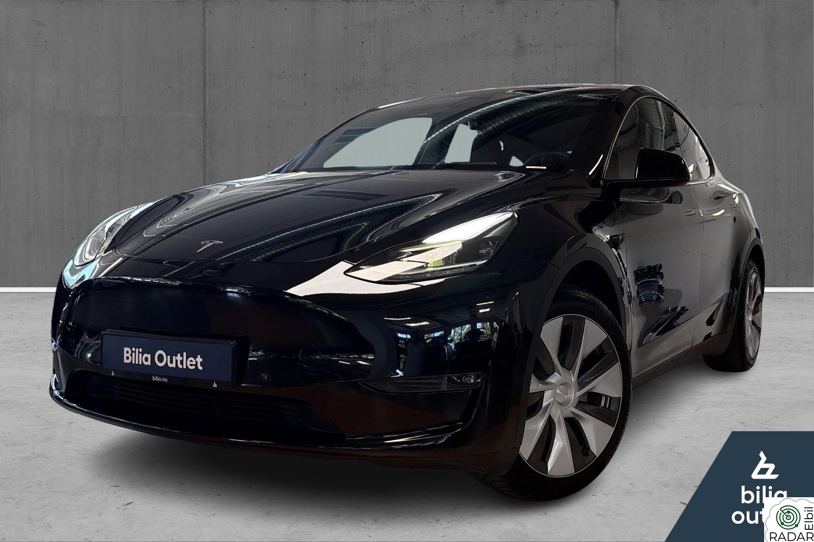 TESLA Model Y Long Range AWD, 514HK H.feste, Panorama, Skinn