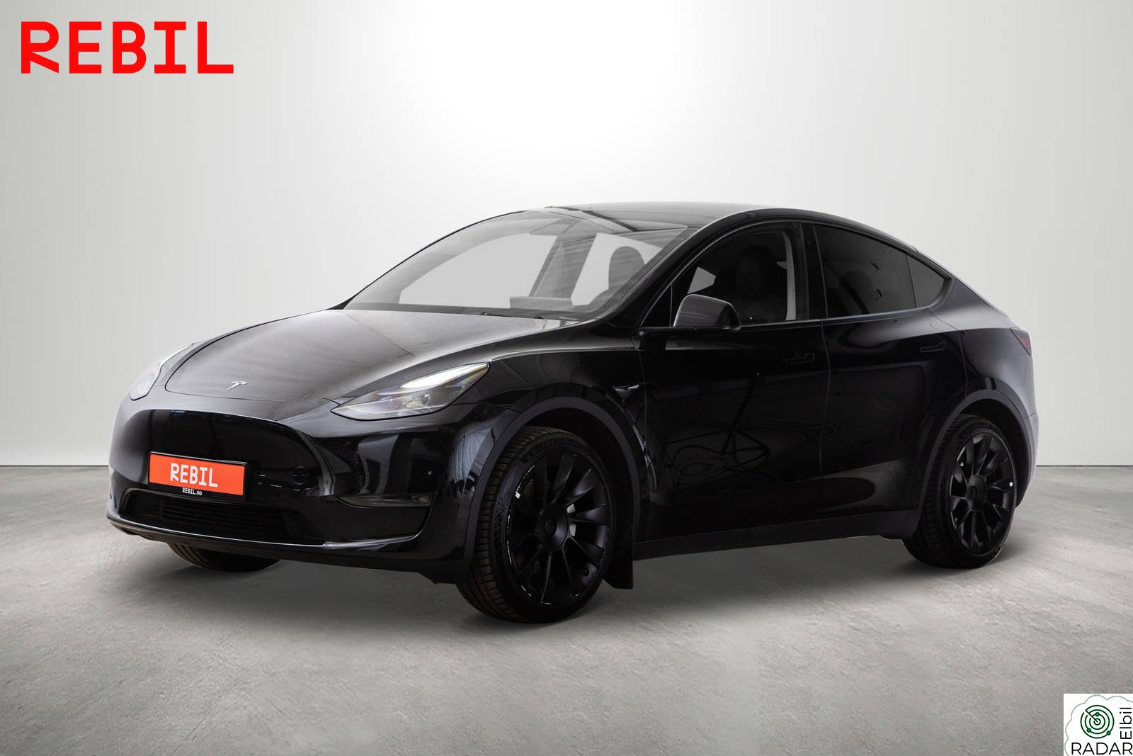 TESLA Model Y 533km/LR/AWD/Krok/MCU3/AP/Navi/R.kamera/Pano/Memory/DAB