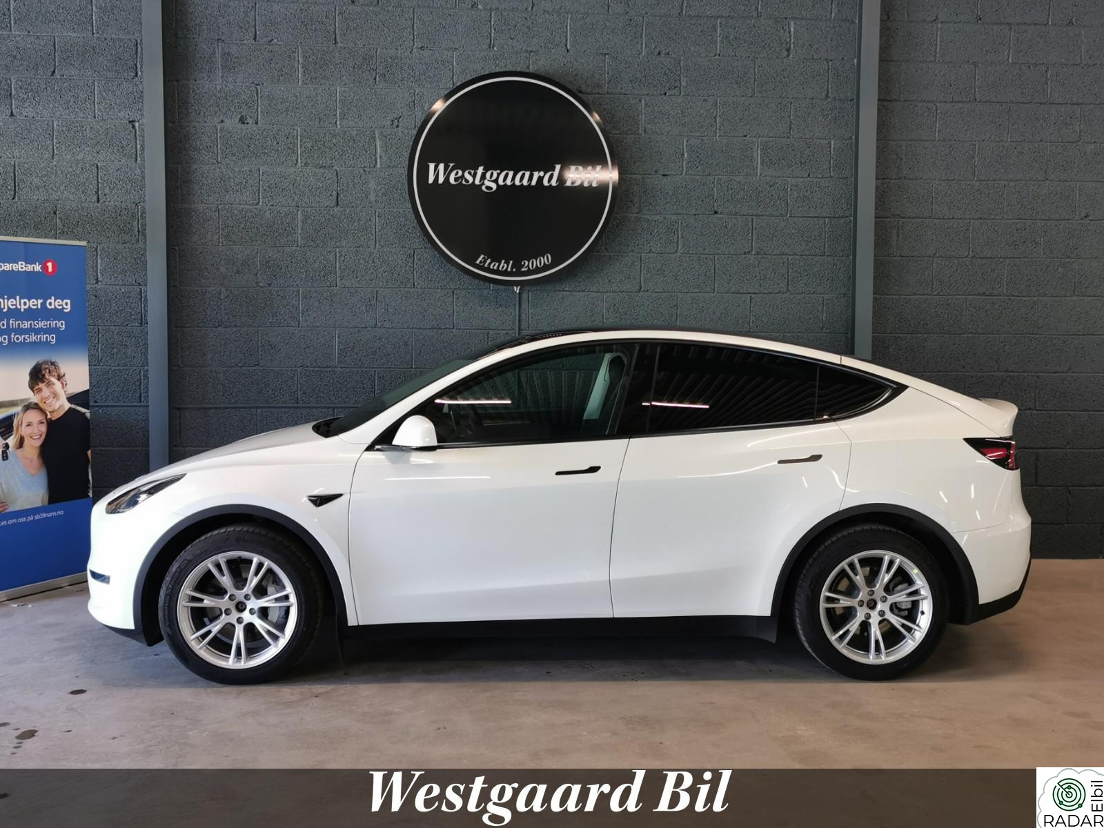 TESLA Model Y LONG RANGE AWD* PREMIUM*SKINNKAMERA*HENGERFESTE*LAV KM*