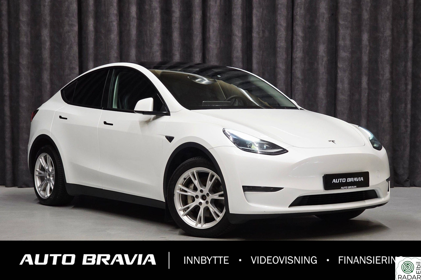 TESLA Model Y LONG RANGE/DUALMOTOR/533KM/KROK/MATRIX/AP/AMD/V.PUMPE++