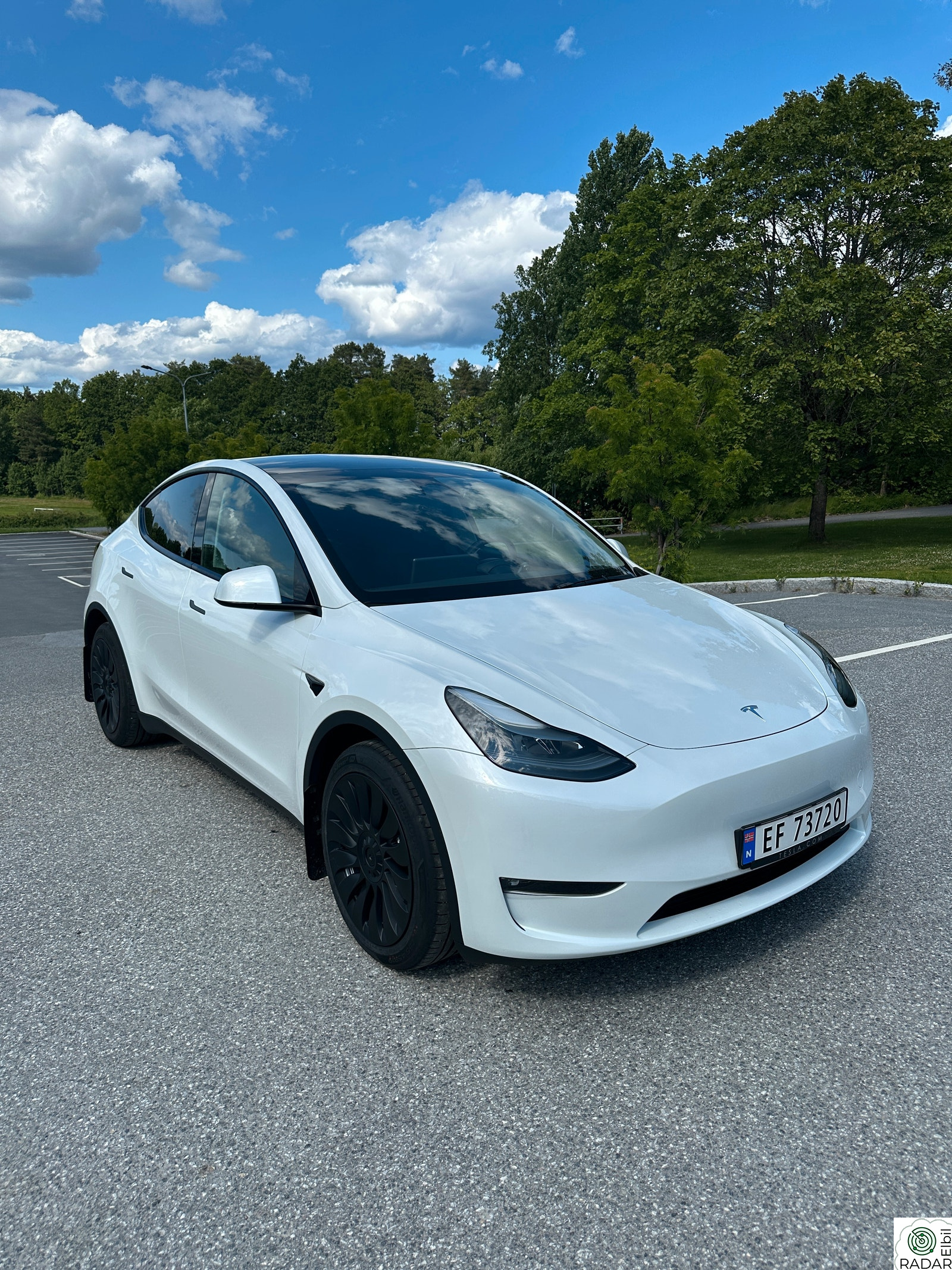TESLA Model Y Long Range AWD