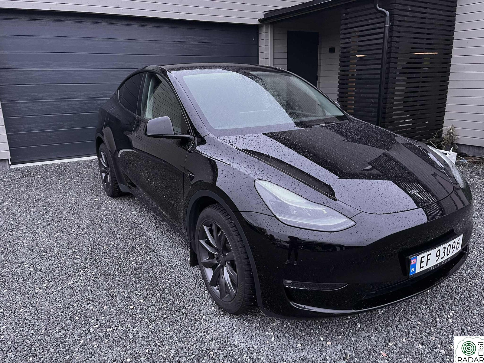 TESLA Model Y Tesla Model Y Long Range