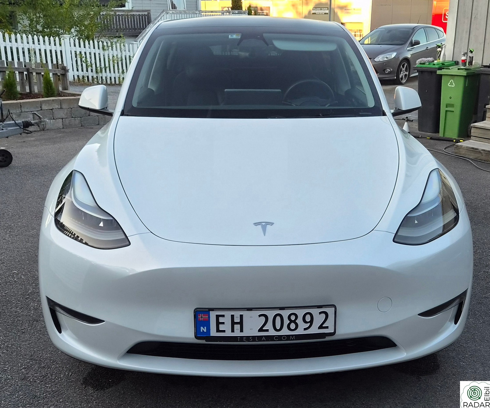 TESLA Model Y Long Range AWD