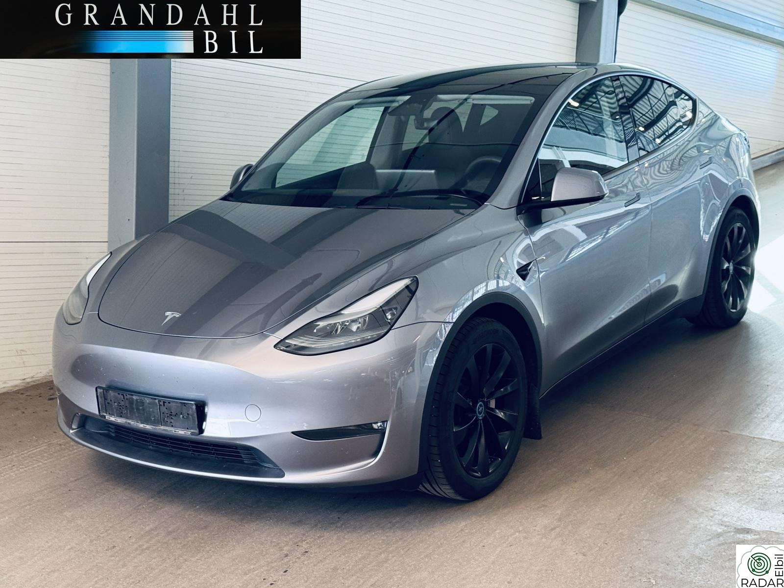 TESLA Model Y SJEKK FARGE - LR - 4WD - Norsk bil - S OG V hjul