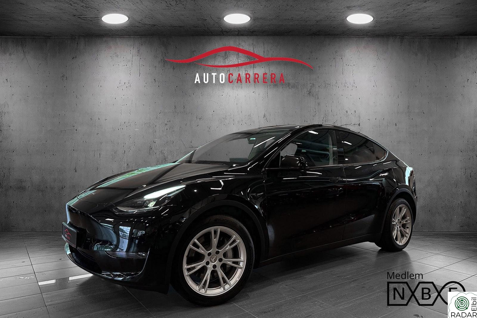 TESLA Model Y Long Range AWD Skinn/Autopilot/Premium/Krok++