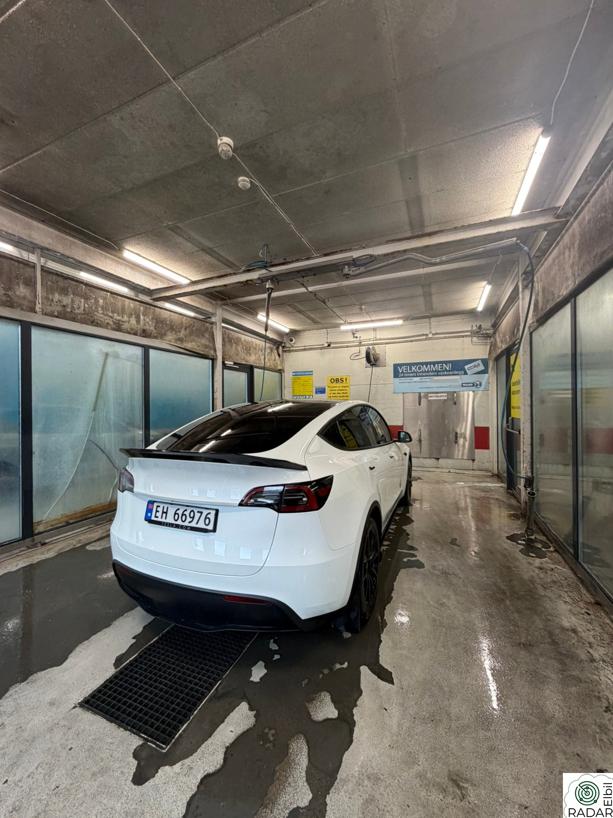 TESLA Model Y UNIK