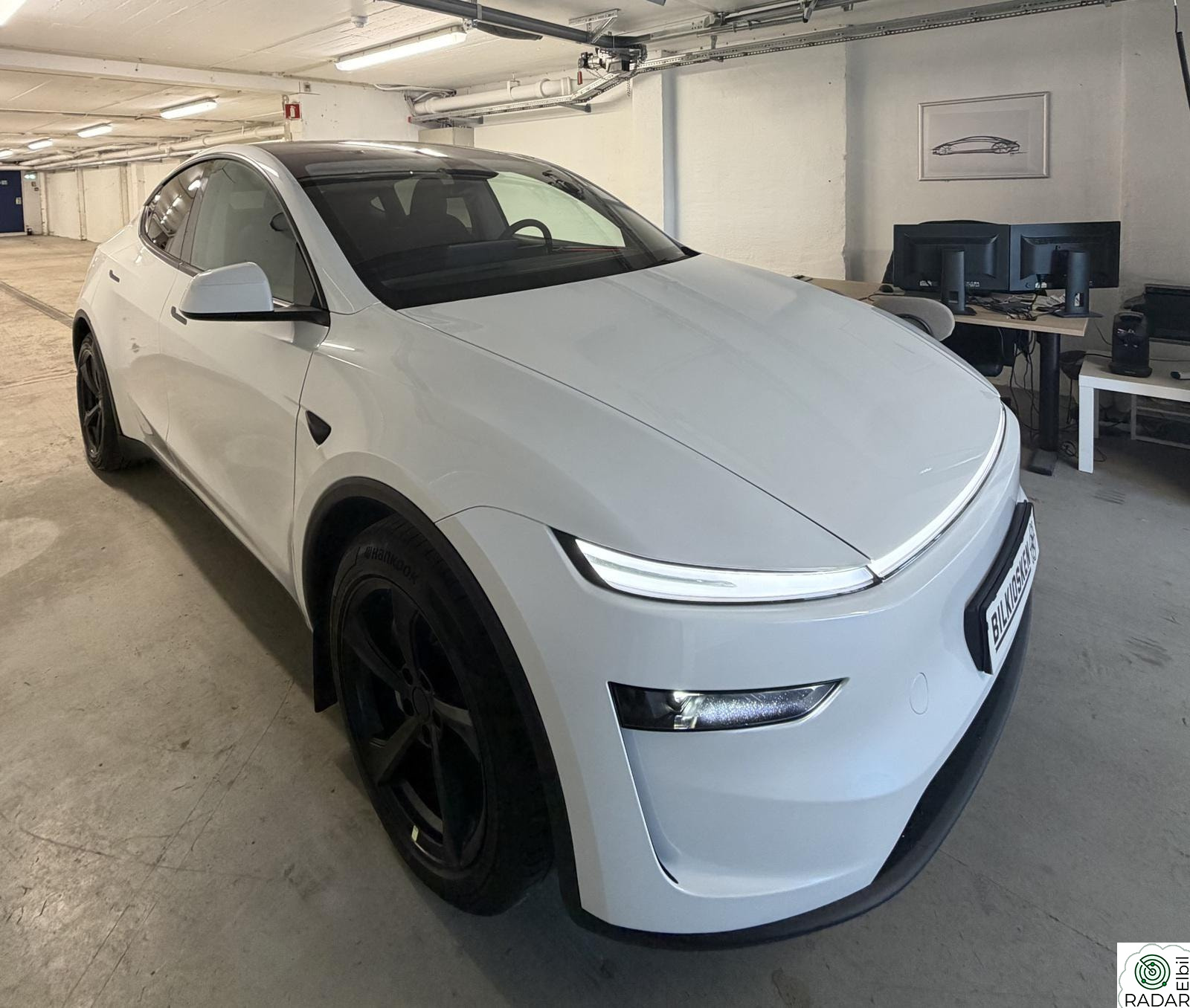 TESLA Model Y LR AWD Premium KROK/PANORAMA/360/AP/NY POLERT!