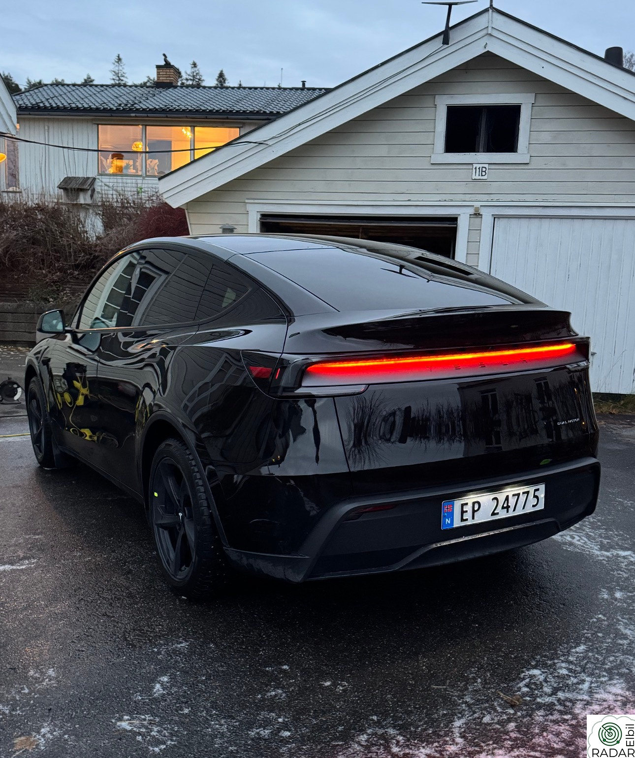 TESLA Model Y Long Range AWD