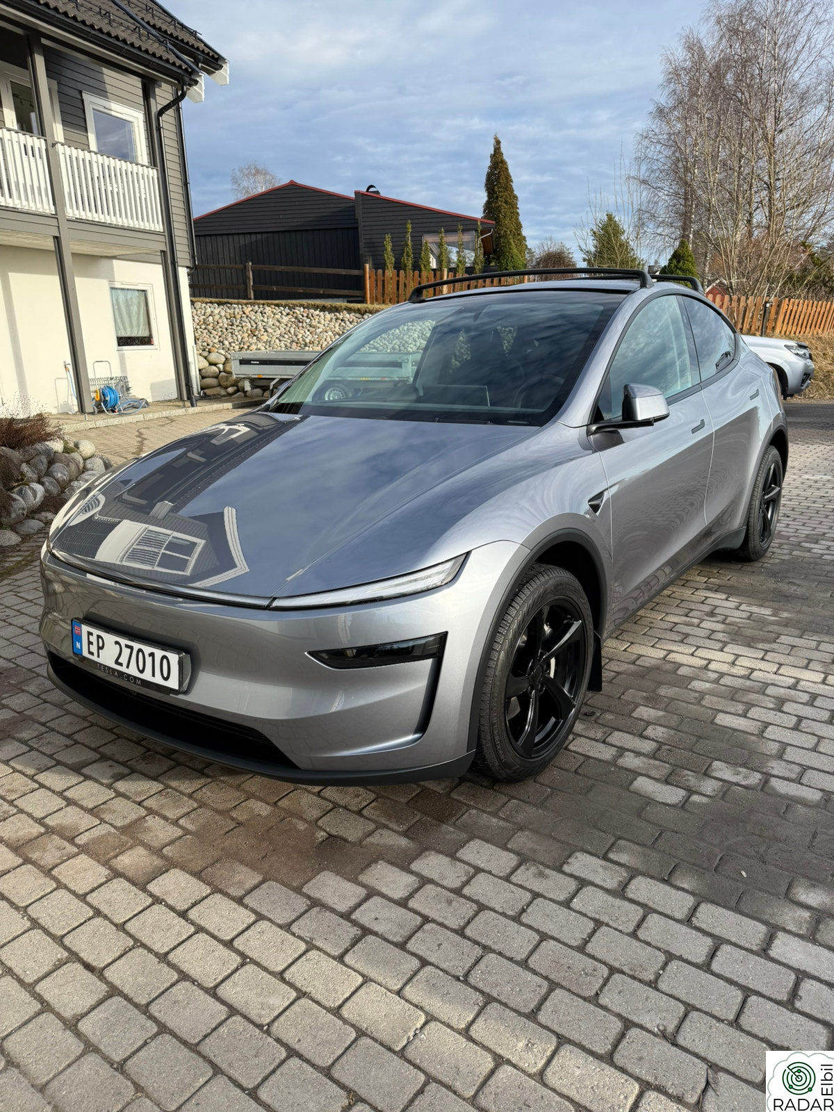TESLA Model Y Tesla Model Y LR AWD | 10000km | 20” | Strøken