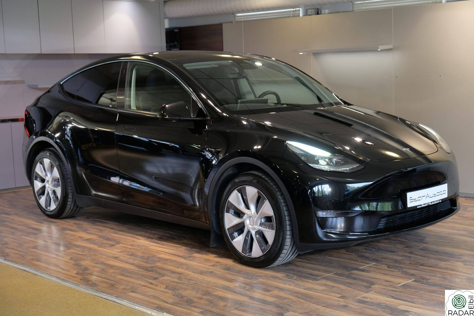 TESLA Model Y Long Range AWD/Premium/Krok/Pano/Oppv.ratt/Berlin/++