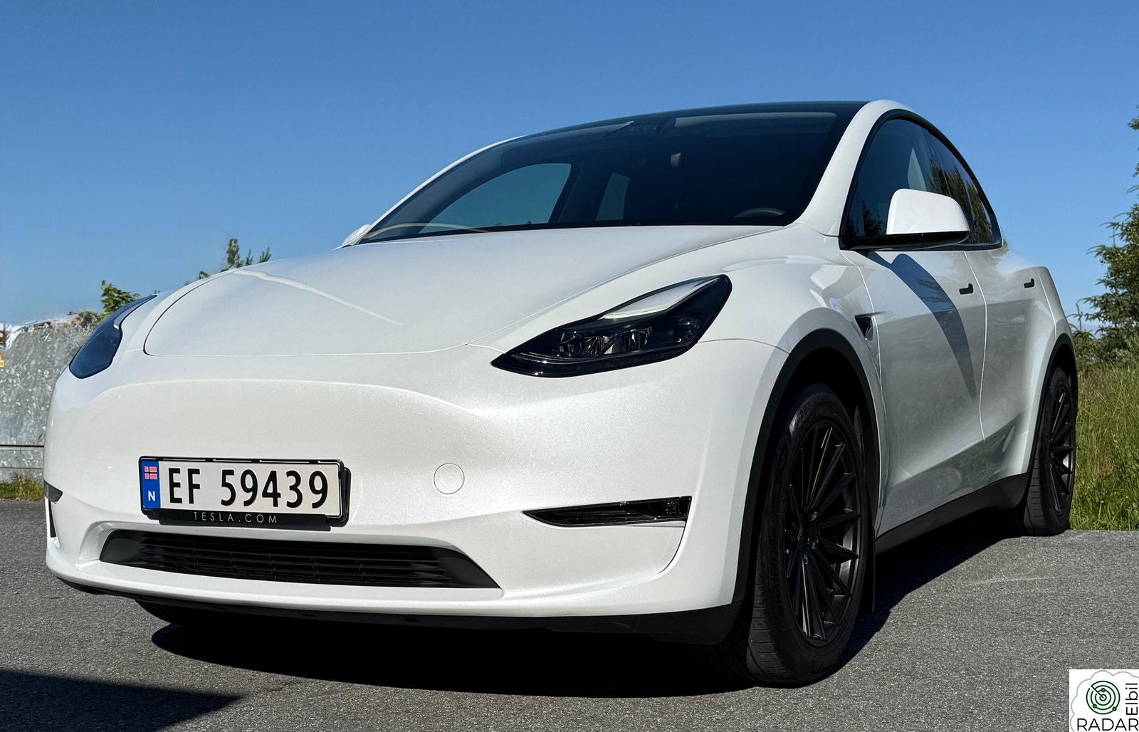 TESLA Model Y Long Range AWD - Acceleration boost